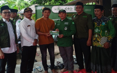 LAZISNU PCNU Samarinda Salurkan Bantuan untuk Korban Angin Puting Beliung di Kecamatan Palas